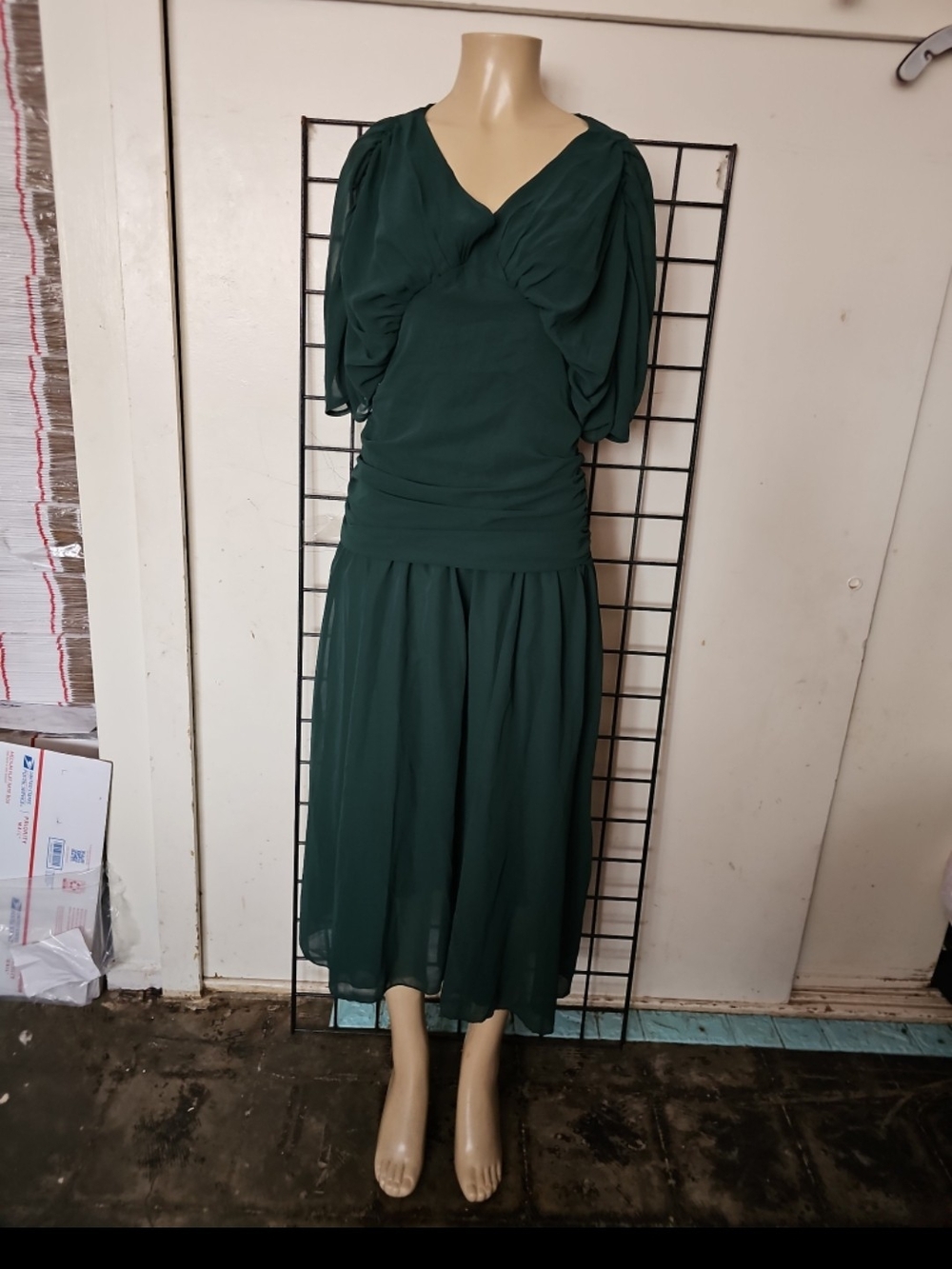Boutique 9 Emerald Green Maxi Dress with Draped Sleeves
